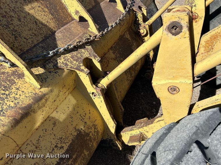 image for item DP6133 1970 Caterpillar 950 wheel loader