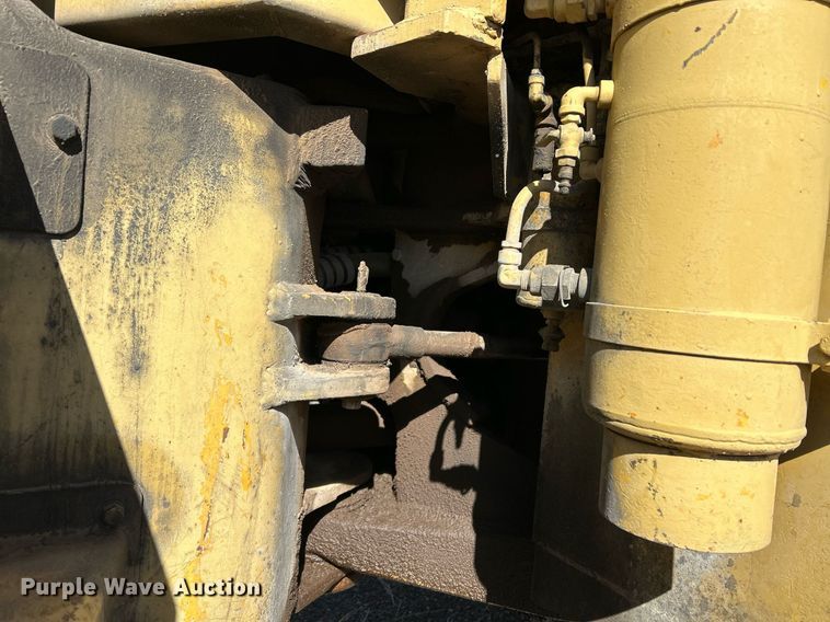 image for item DP6133 1970 Caterpillar 950 wheel loader