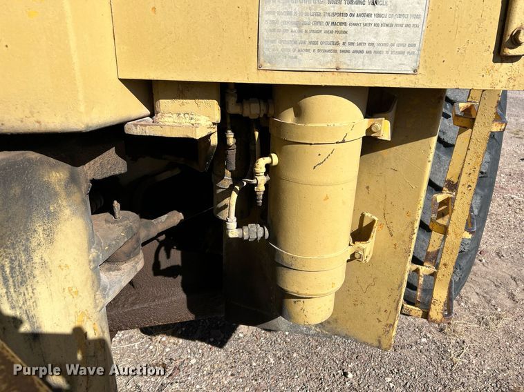 image for item DP6133 1970 Caterpillar 950 wheel loader