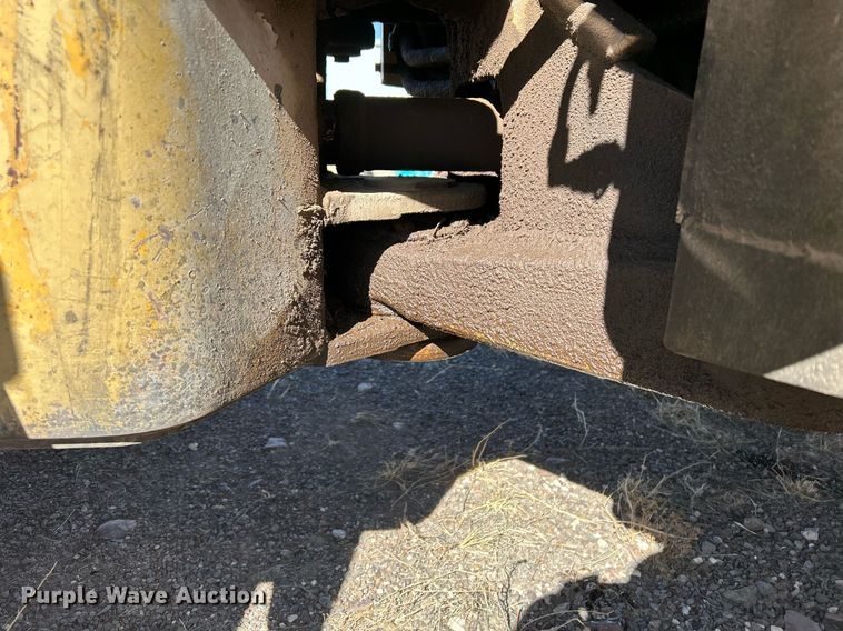 image for item DP6133 1970 Caterpillar 950 wheel loader