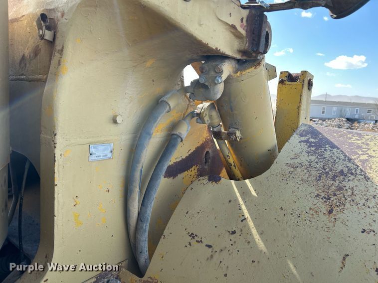 image for item DP6133 1970 Caterpillar 950 wheel loader