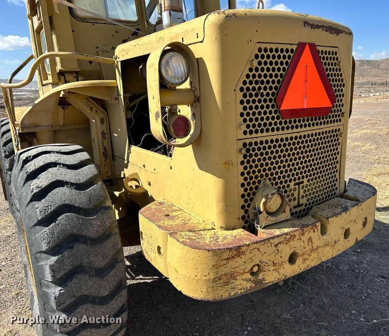 image for item DP6133 1970 Caterpillar 950 wheel loader
