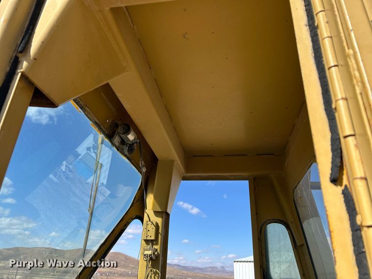 image for item DP6133 1970 Caterpillar 950 wheel loader