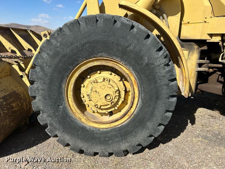 image for item DP6133 1970 Caterpillar 950 wheel loader
