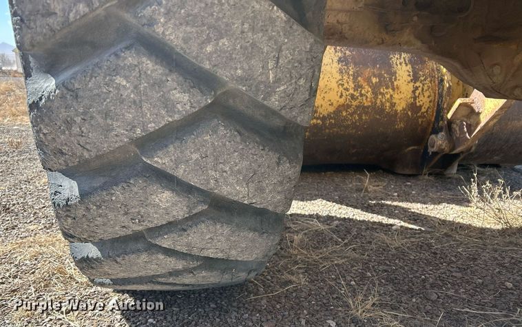 image for item DP6133 1970 Caterpillar 950 wheel loader