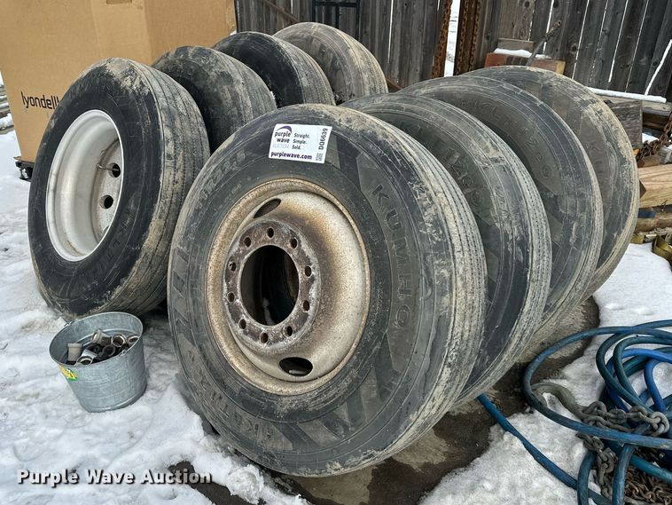 image for item DQ6639 (8) Kumbo 11R22.5 tires and wheels