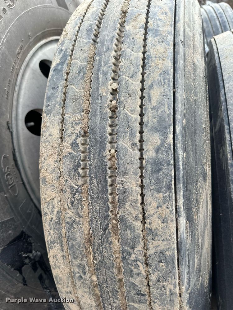 image for item DQ6639 (8) Kumbo 11R22.5 tires and wheels