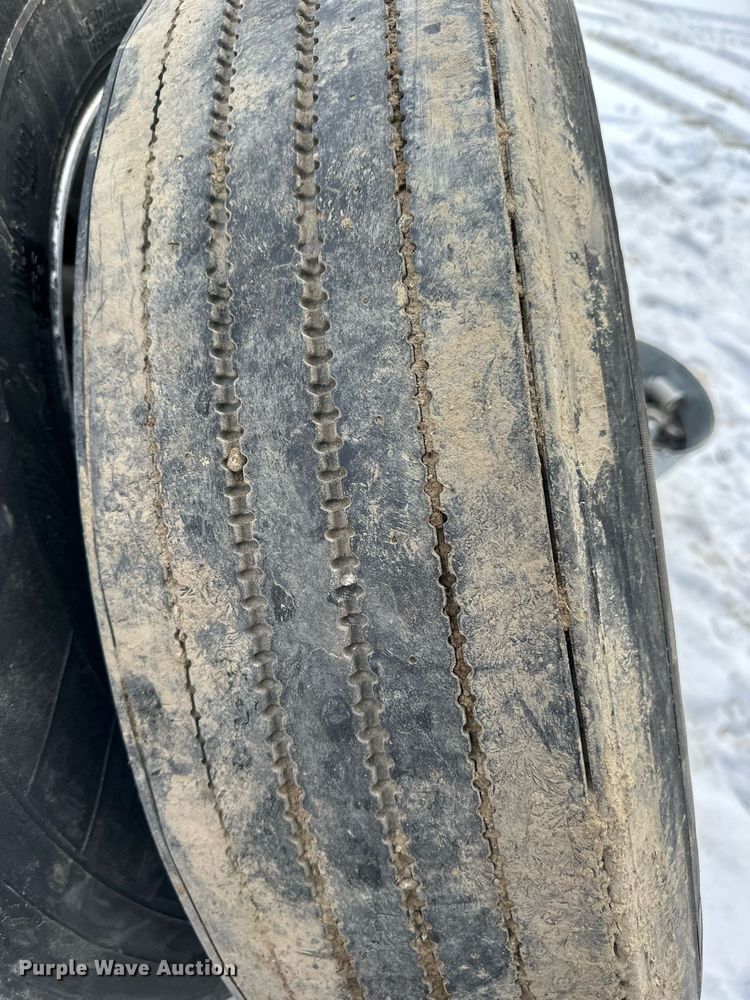 image for item DQ6639 (8) Kumbo 11R22.5 tires and wheels