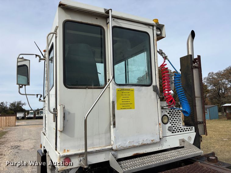 image for item DS2546 1997 Capacity TJ5000 yard truck