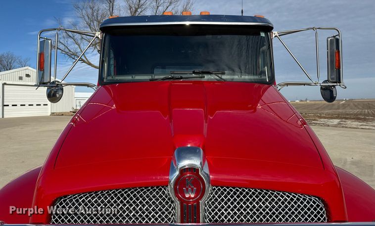 image for item DT0521 2018 Kenworth T270 rollback truck