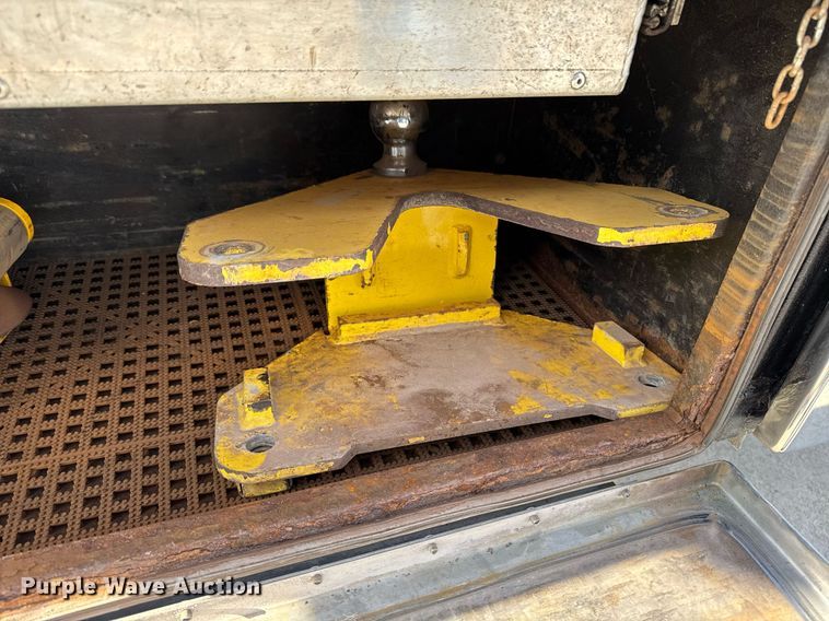 image for item DT0521 2018 Kenworth T270 rollback truck