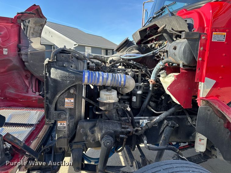 image for item DT0521 2018 Kenworth T270 rollback truck