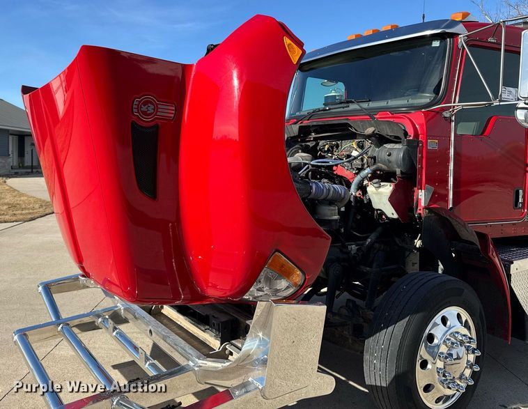 image for item DT0521 2018 Kenworth T270 rollback truck