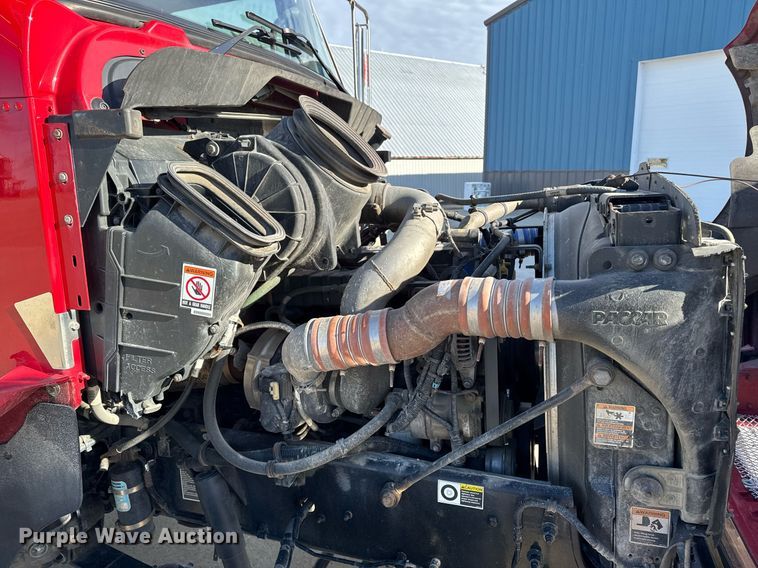 image for item DT0521 2018 Kenworth T270 rollback truck