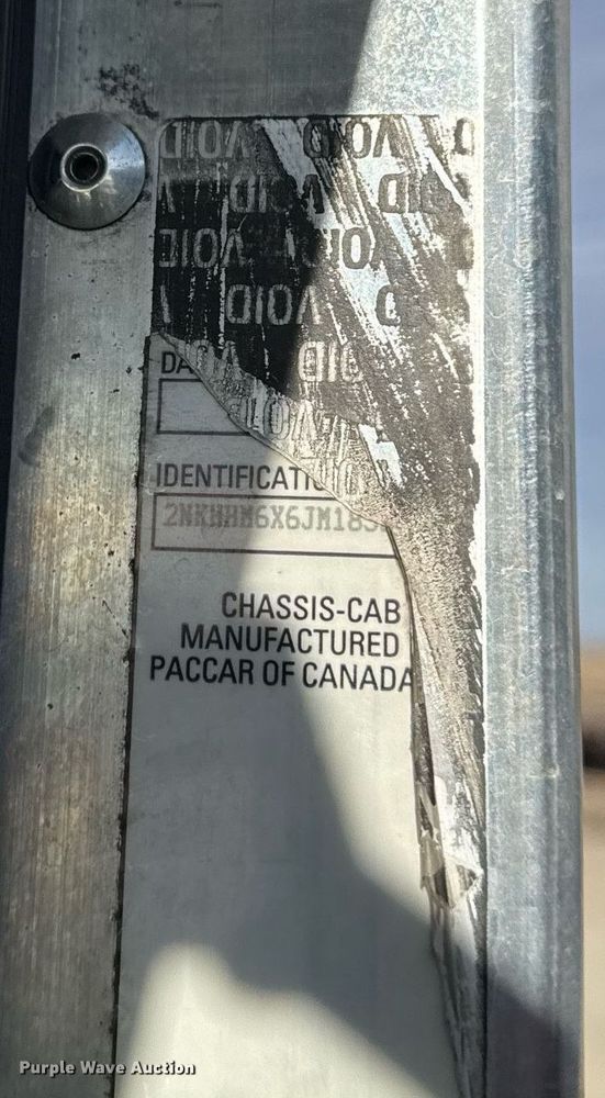 image for item DT0521 2018 Kenworth T270 rollback truck