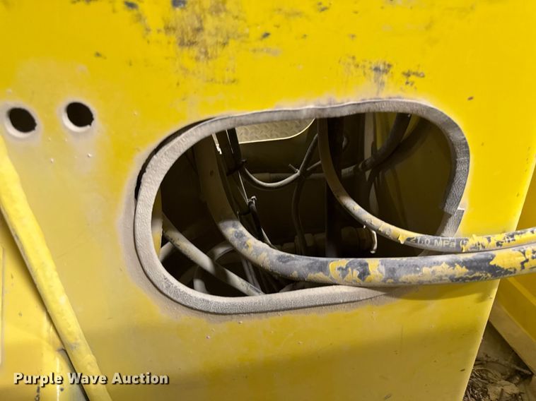 image for item DT0522 2012 Freightliner M2 bucket truck