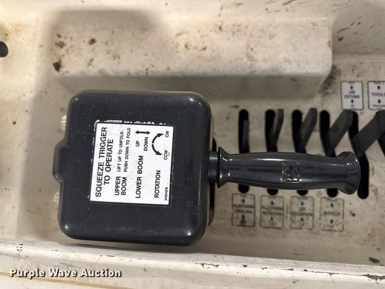 image for item DT0522 2012 Freightliner M2 bucket truck