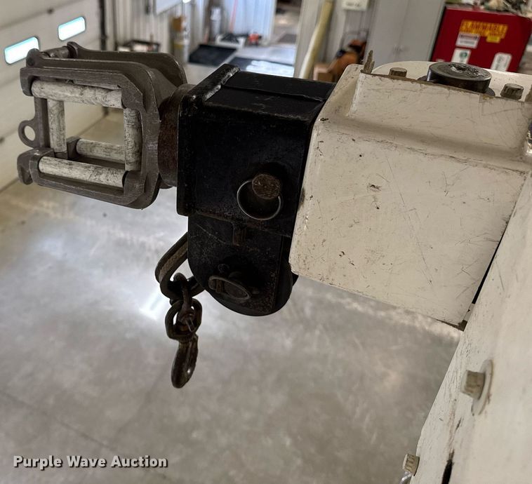 image for item DT0522 2012 Freightliner M2 bucket truck