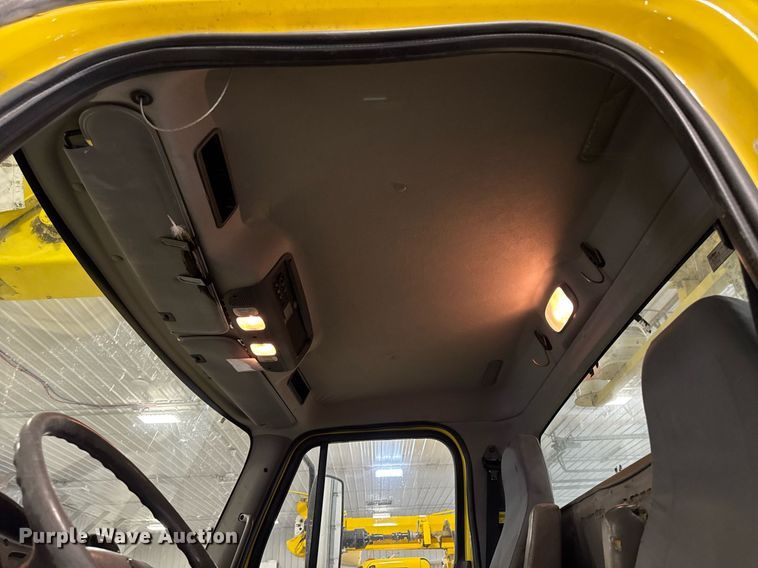 image for item DT0522 2012 Freightliner M2 bucket truck