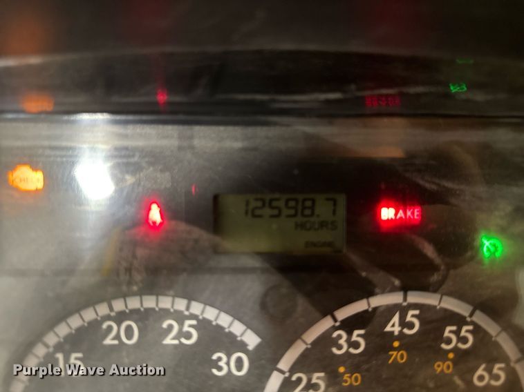 image for item DT0522 2012 Freightliner M2 bucket truck