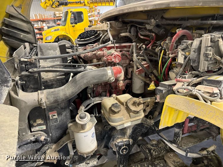 image for item DT0522 2012 Freightliner M2 bucket truck