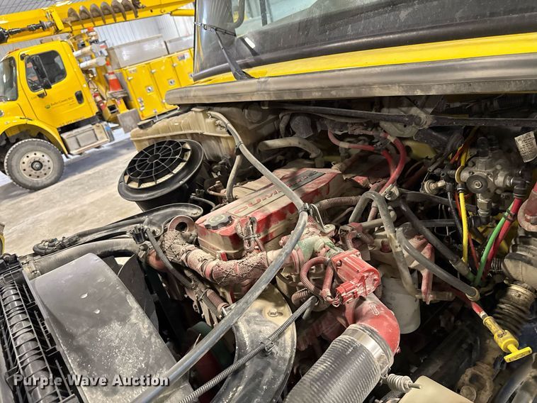 image for item DT0522 2012 Freightliner M2 bucket truck