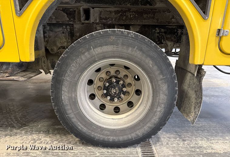 image for item DT0522 2012 Freightliner M2 bucket truck