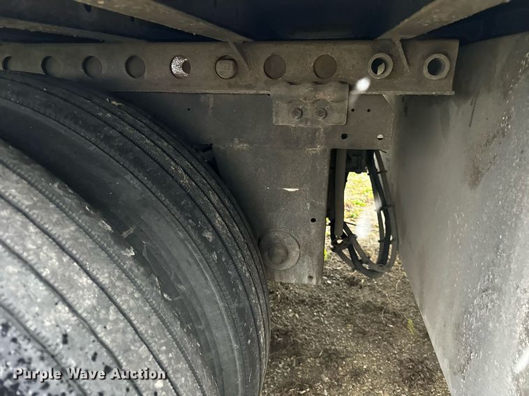 image for item DT2227 2020 Kentucky Trailer  dry van trailer