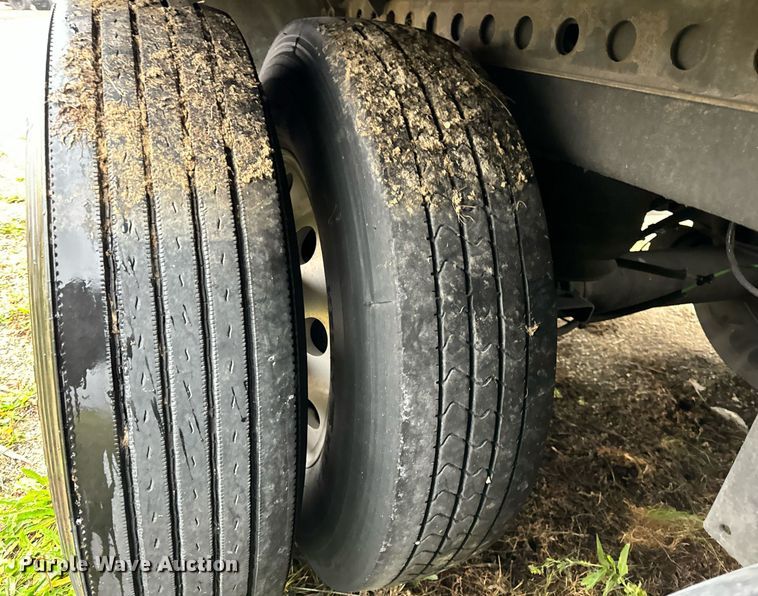 image for item DT2227 2020 Kentucky Trailer  dry van trailer