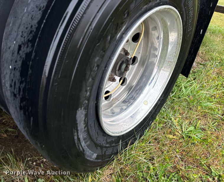 image for item DT2227 2020 Kentucky Trailer  dry van trailer