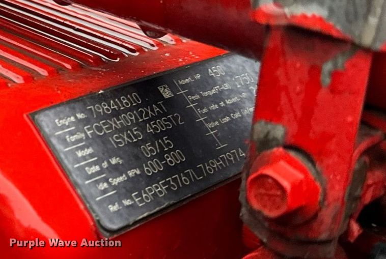 image for item DT2239 2016 Kenworth  T680 semi truck