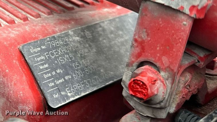 image for item DT2240 2016 Kenworth  T680 semi truck