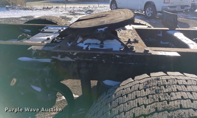 image for item DT2241 2016 Kenworth T680 semi truck