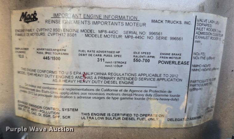 image for item DT5493 2013 Mack CHU613 semi truck