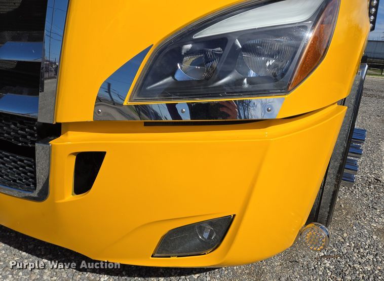 image for item DT5494 2024 Freightliner Cascadia 126 semi truck