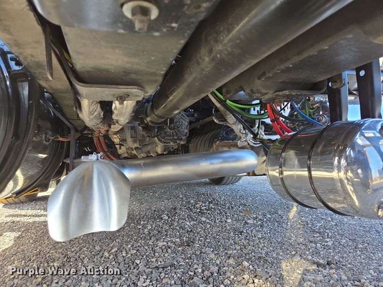 image for item DT5494 2024 Freightliner Cascadia 126 semi truck