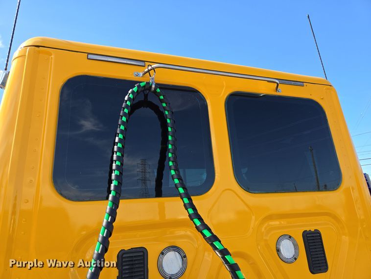 image for item DT5494 2024 Freightliner Cascadia 126 semi truck