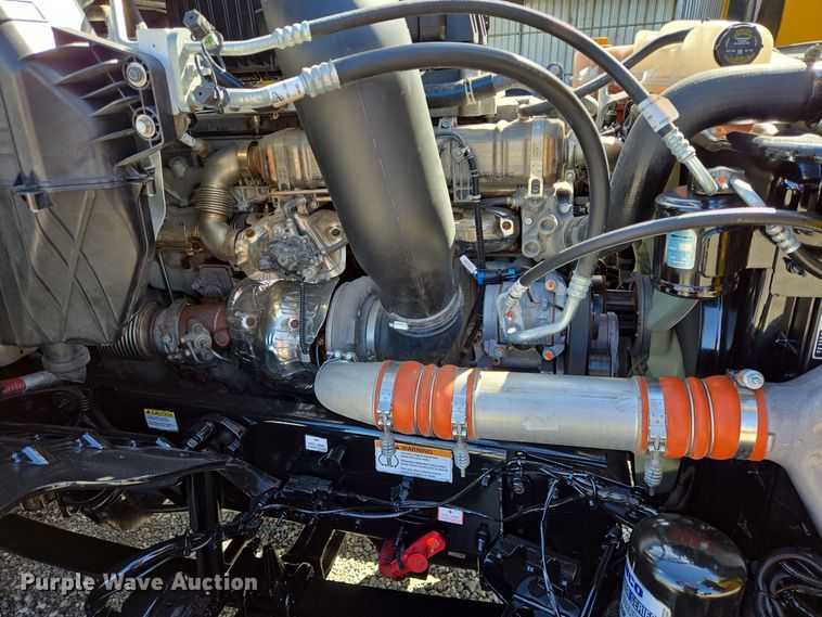 image for item DT5494 2024 Freightliner Cascadia 126 semi truck