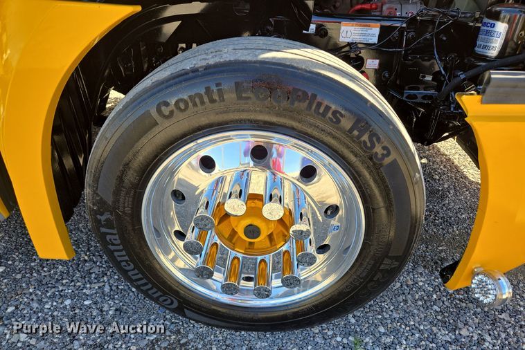 image for item DT5494 2024 Freightliner Cascadia 126 semi truck