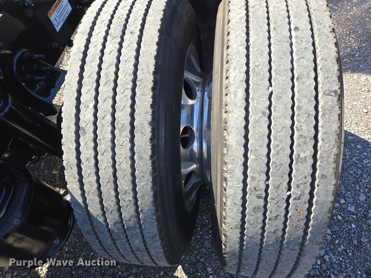 image for item DT5494 2024 Freightliner Cascadia 126 semi truck