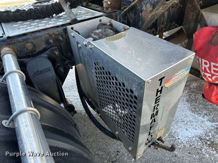 image for item DV0572 2017 Freightliner  Cascadia  semi truck