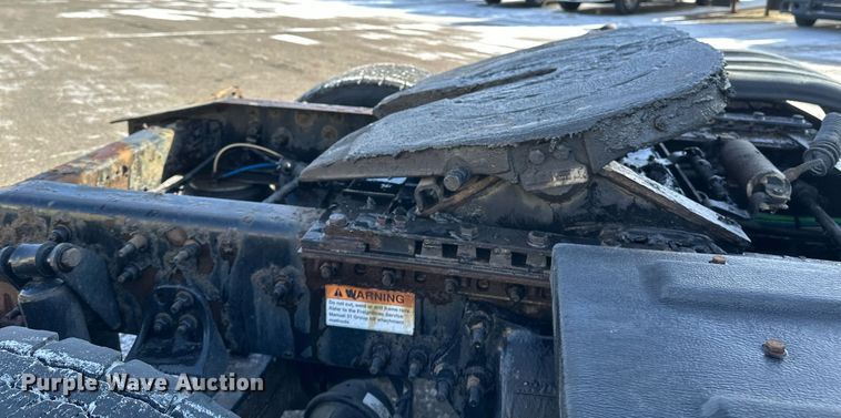 image for item DV0572 2017 Freightliner  Cascadia  semi truck