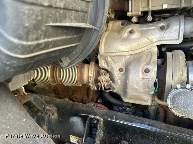 image for item DV0572 2017 Freightliner  Cascadia  semi truck