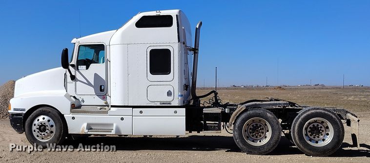 image for item DV6661 2007 Kenworth  T600 semi truck