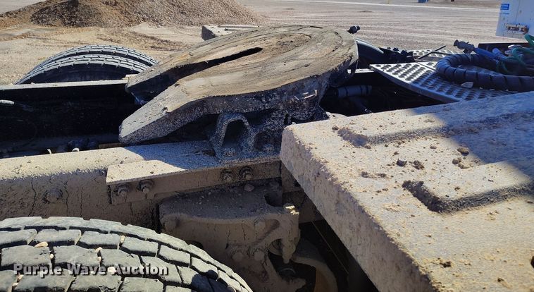 image for item DV6661 2007 Kenworth  T600 semi truck