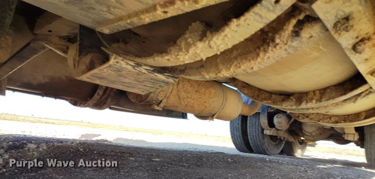 image for item DV6661 2007 Kenworth  T600 semi truck