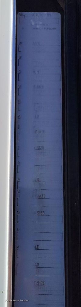 image for item DV6661 2007 Kenworth  T600 semi truck