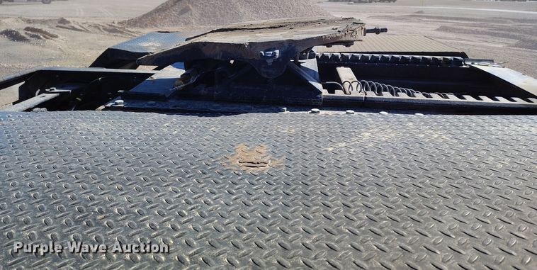 image for item DV6662 2017 Kenworth  semi truck