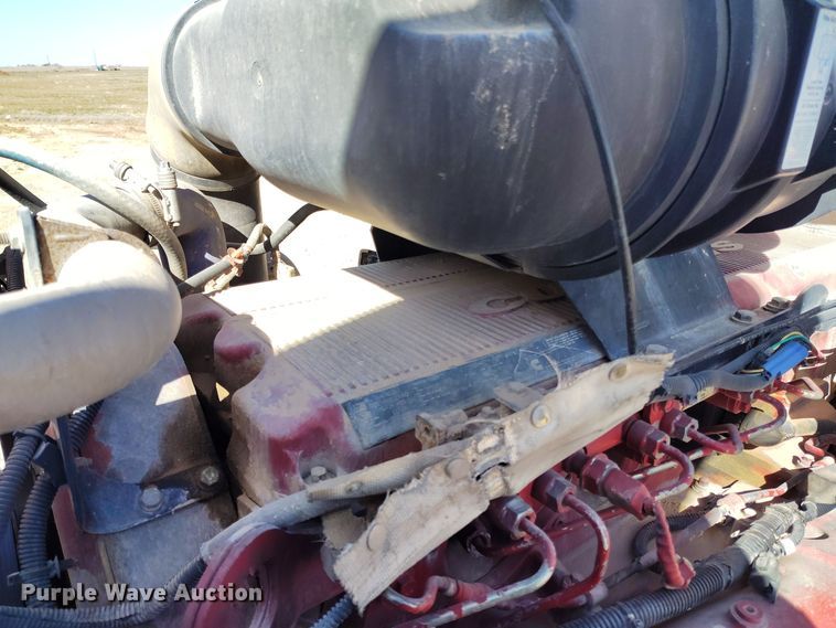 image for item DV6663 2011 Kenworth  T800 semi truck