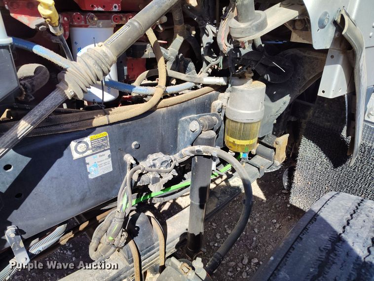 image for item DV6663 2011 Kenworth  T800 semi truck